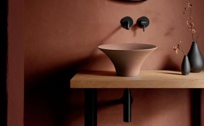 35256_es-00480-saigon.sw580.sh360.ct1